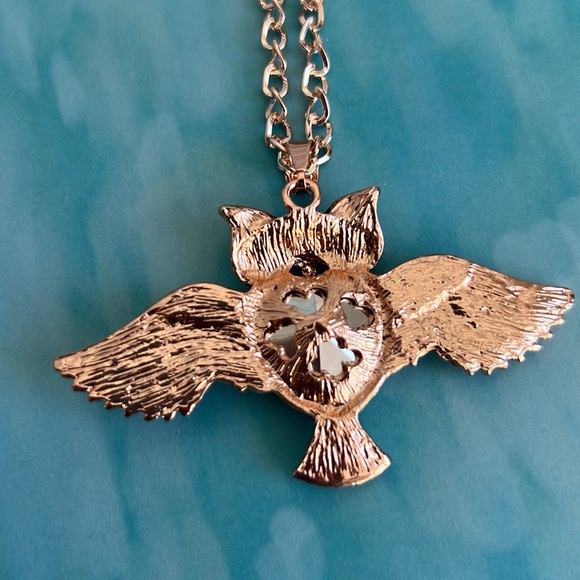 Owl Necklace Pendant Chain 15.5" (lenght) approx. - Picture 9 of 12